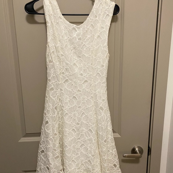 White Dress - Picture 2 of 6